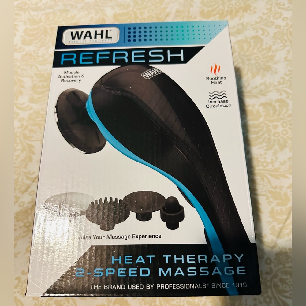 Wahl Refresh Heat Therapy Black and Blue 2-speed Massager